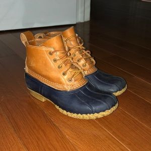 LL Bean “Bean Boots” Size 8